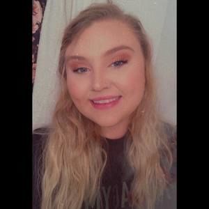 Meet your Posher, Haleigh